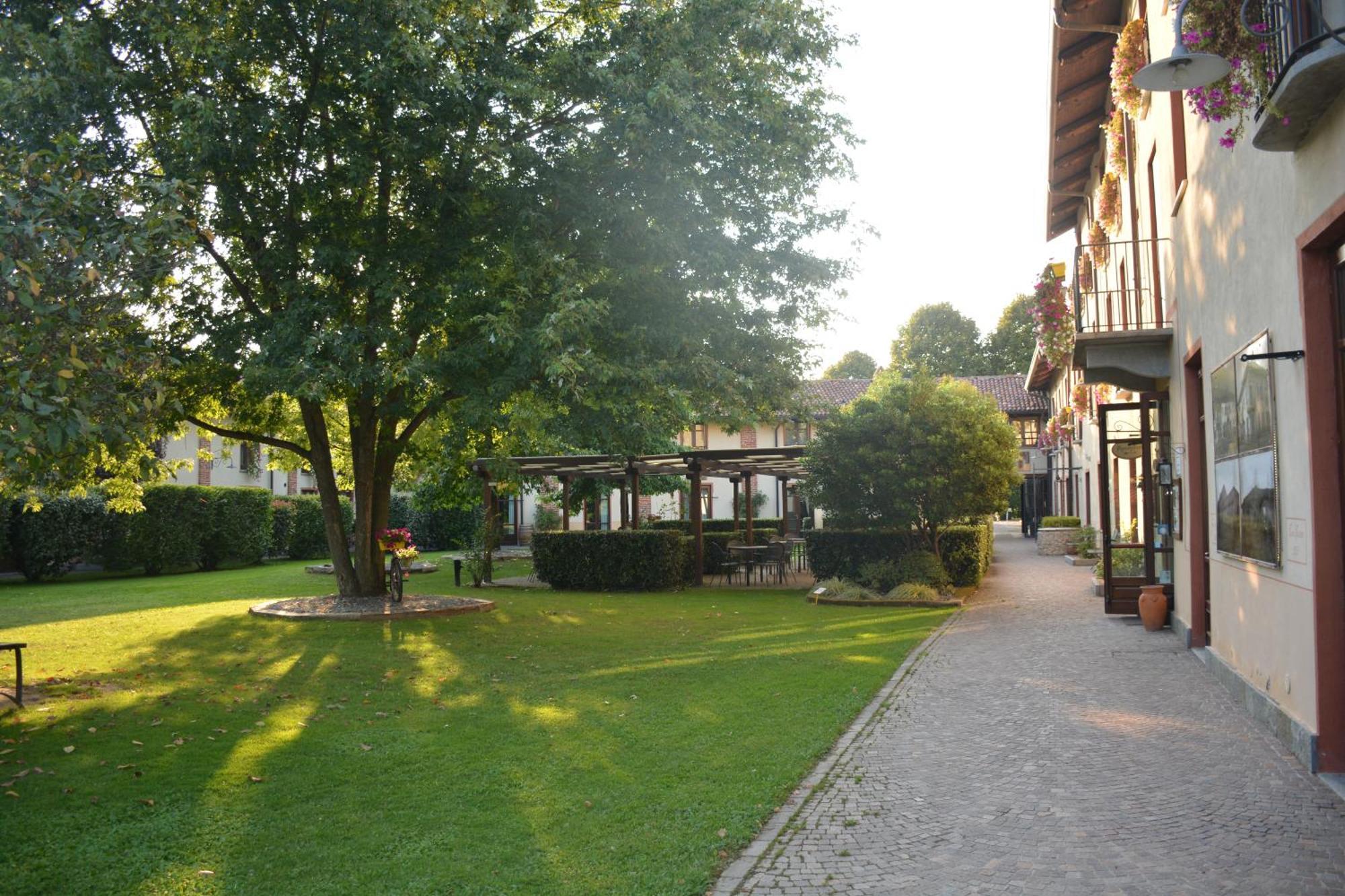 Romantic Hotel Furno سان فرانشيسكو أل كامبو المظهر الخارجي الصورة