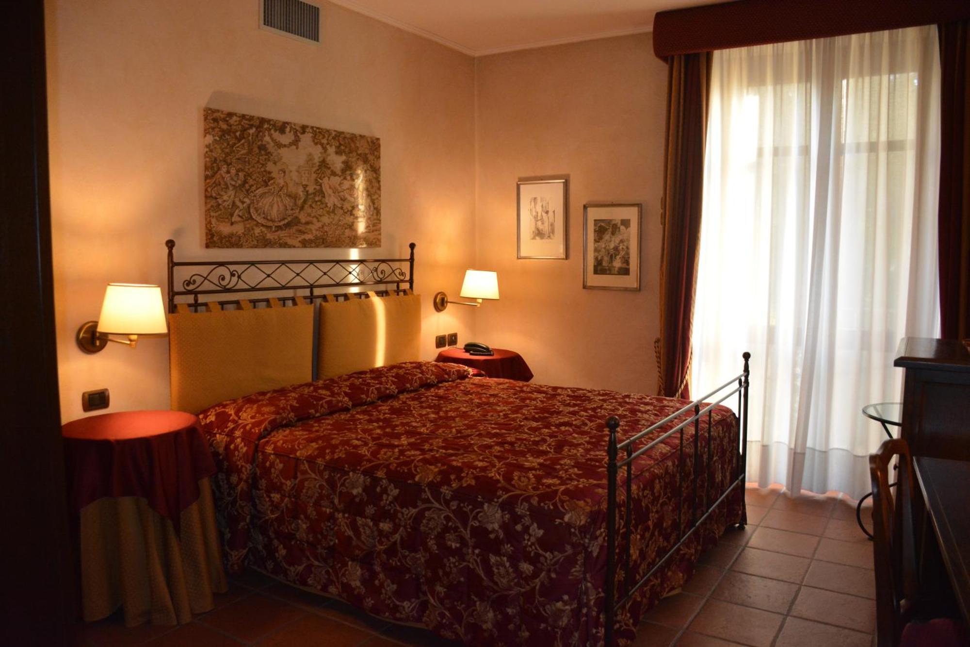 Romantic Hotel Furno سان فرانشيسكو أل كامبو المظهر الخارجي الصورة