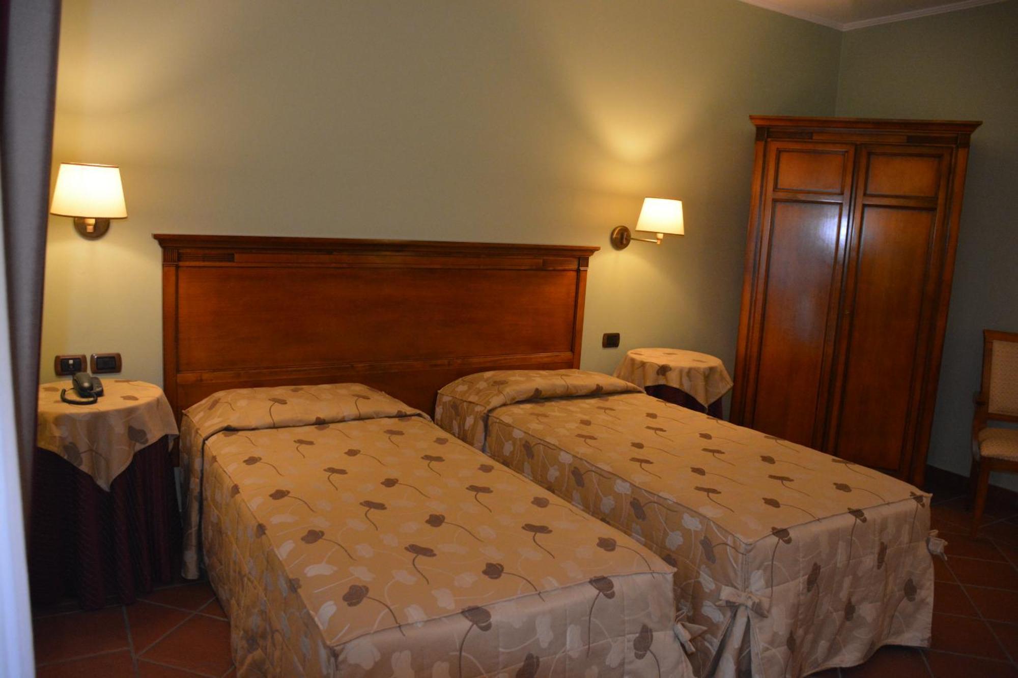 Romantic Hotel Furno سان فرانشيسكو أل كامبو المظهر الخارجي الصورة